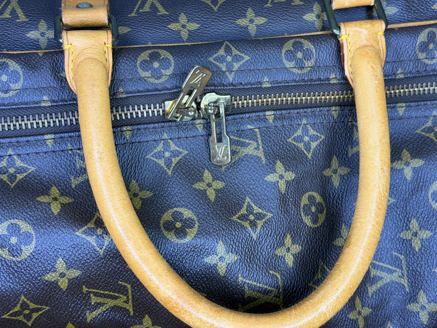 Louis Vuitton Sirius 65 Soft Suitcase/Travel Bag