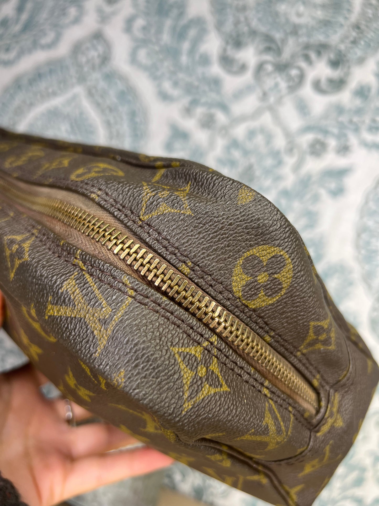 Louis Vuitton Trousse 28