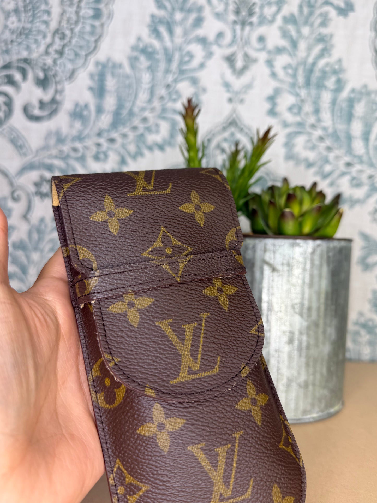 Louis Vuitton Etui Lunette Rabat Glasses Case