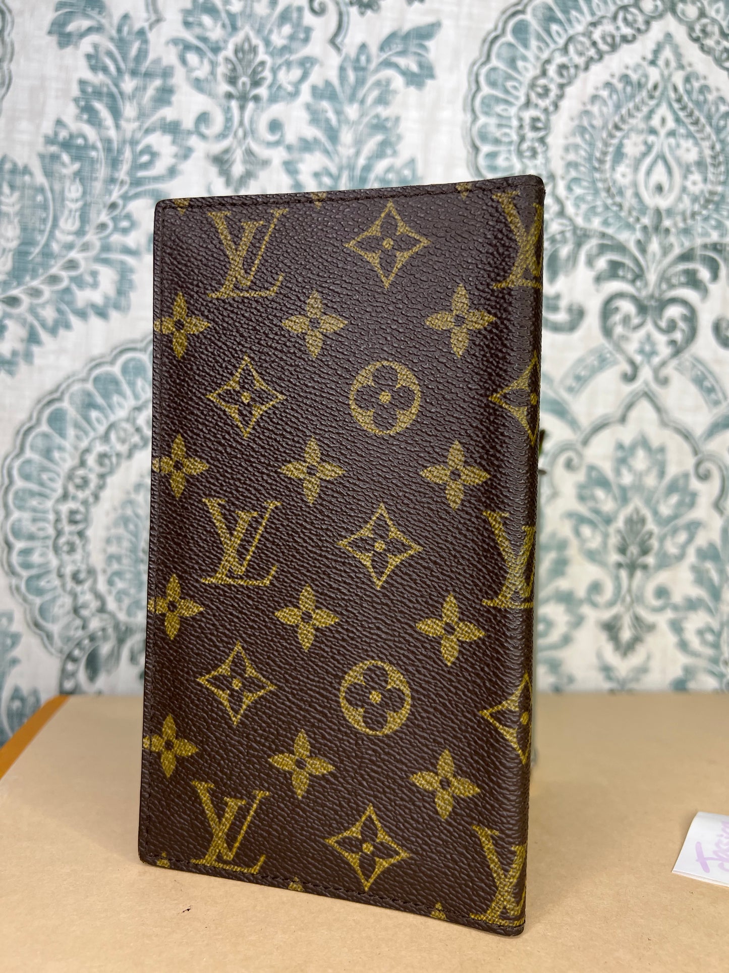 Louis Vuitton Monogram Vintage Vertical Wallet