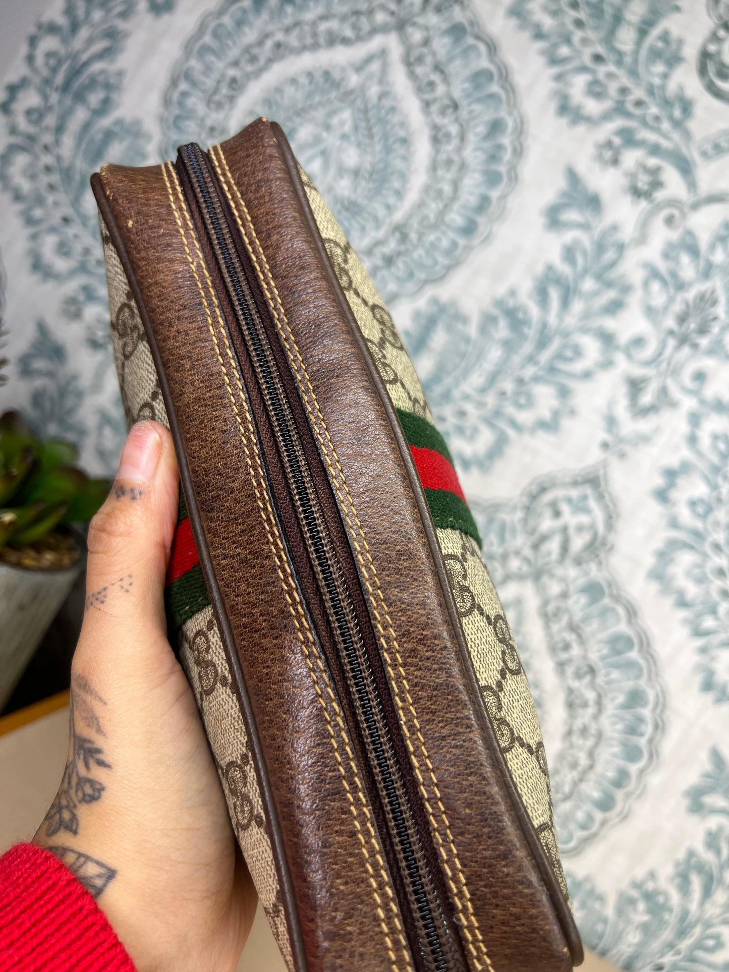 Gucci Supreme Brown Sherry Line Pouch