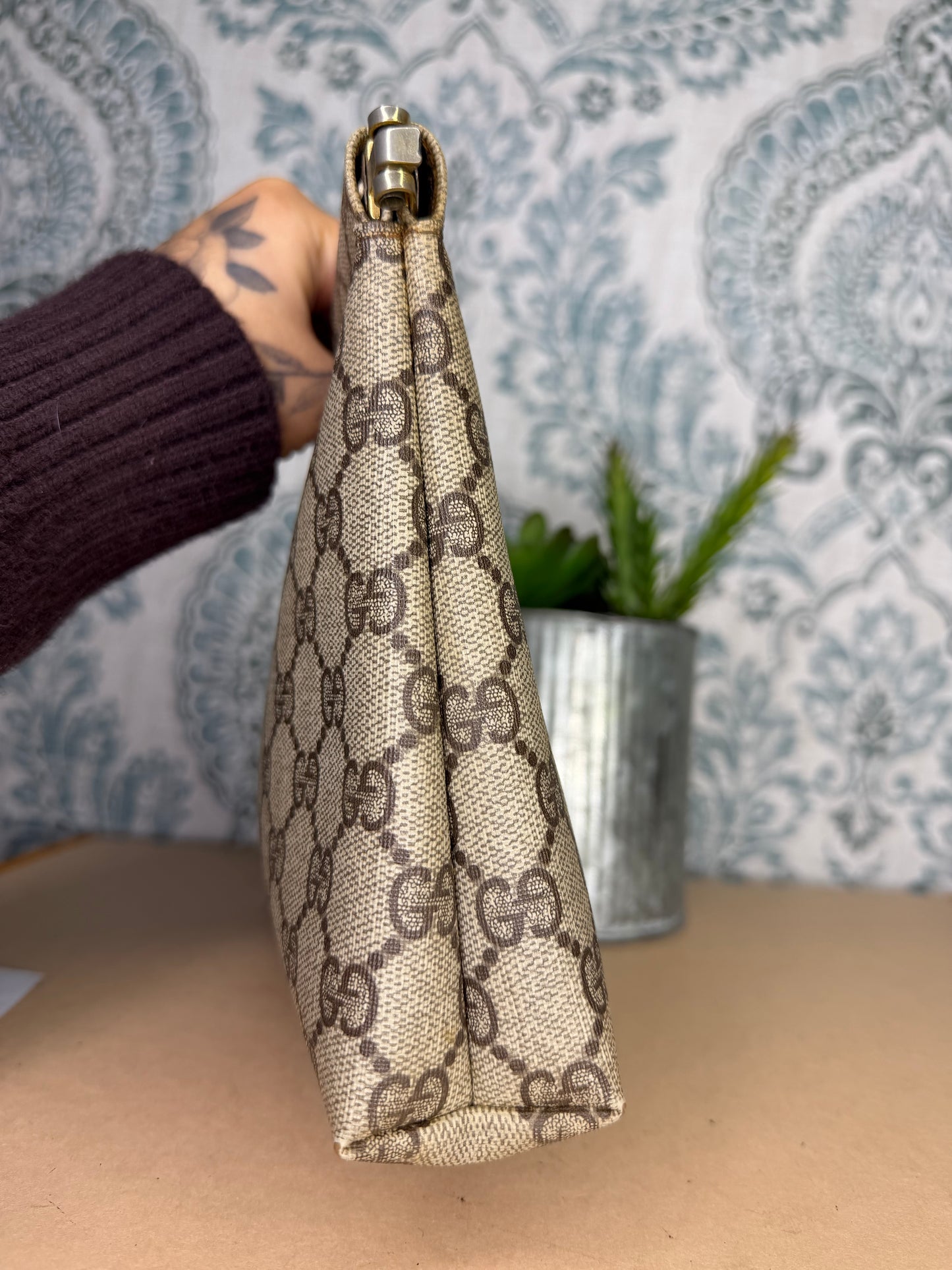 Gucci Supreme Brown Vintage Clutch