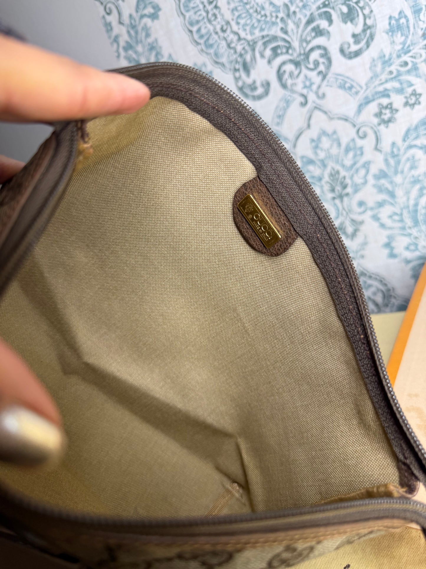 Gucci Supreme Brown Vintage Clutch / Pouch
