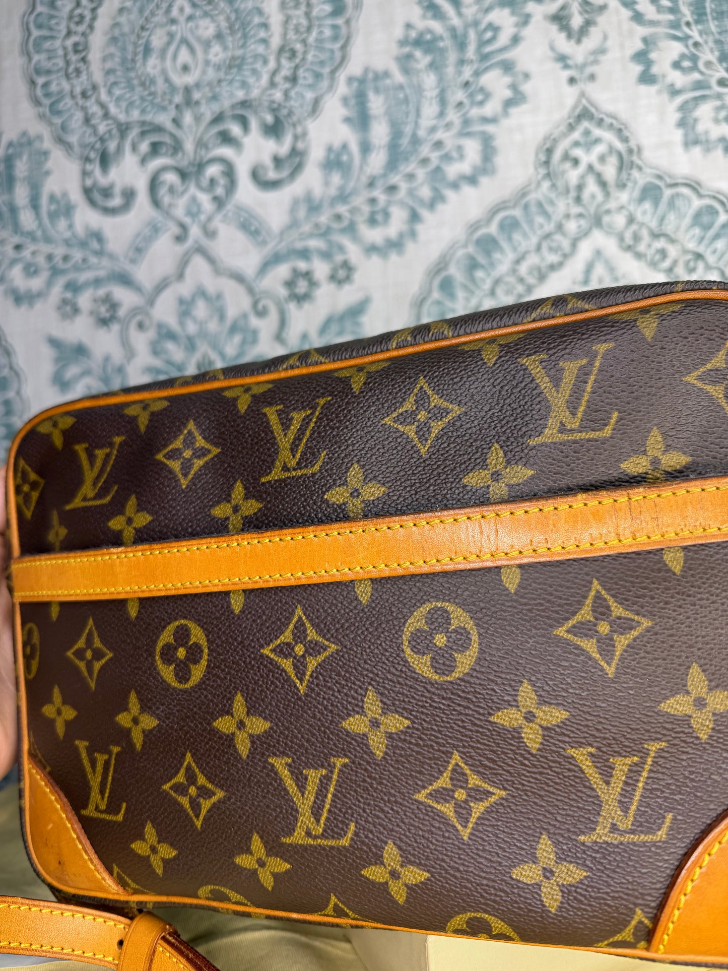 Louis Vuitton Trocadero 27