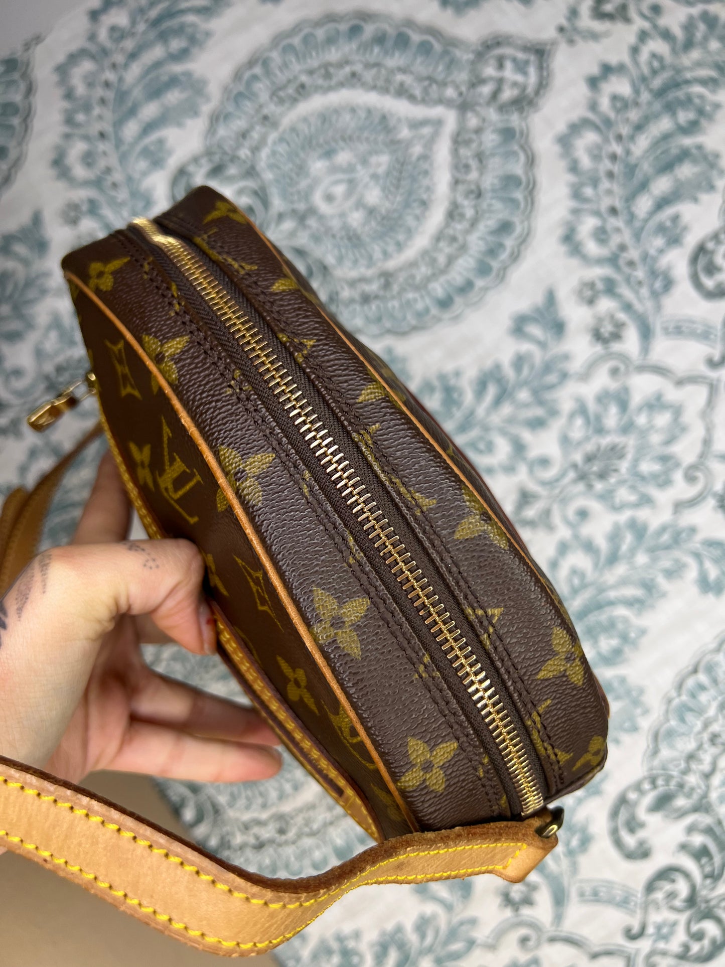 Louis Vuitton Senlis