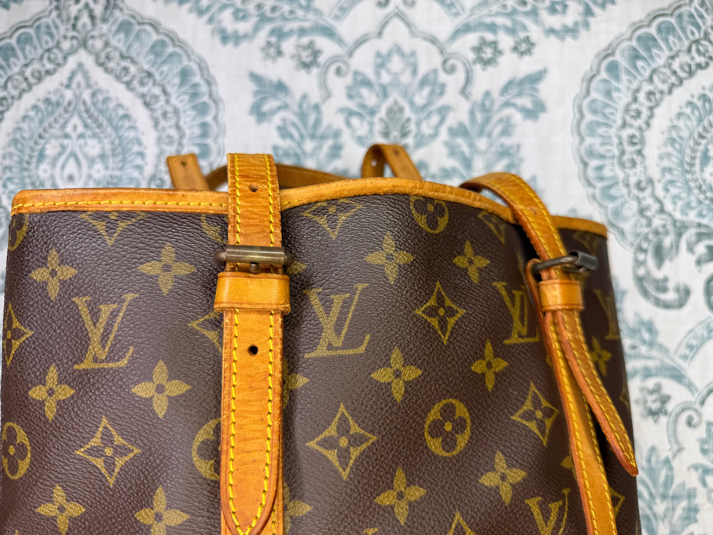 Louis Vuitton Bucket GM
