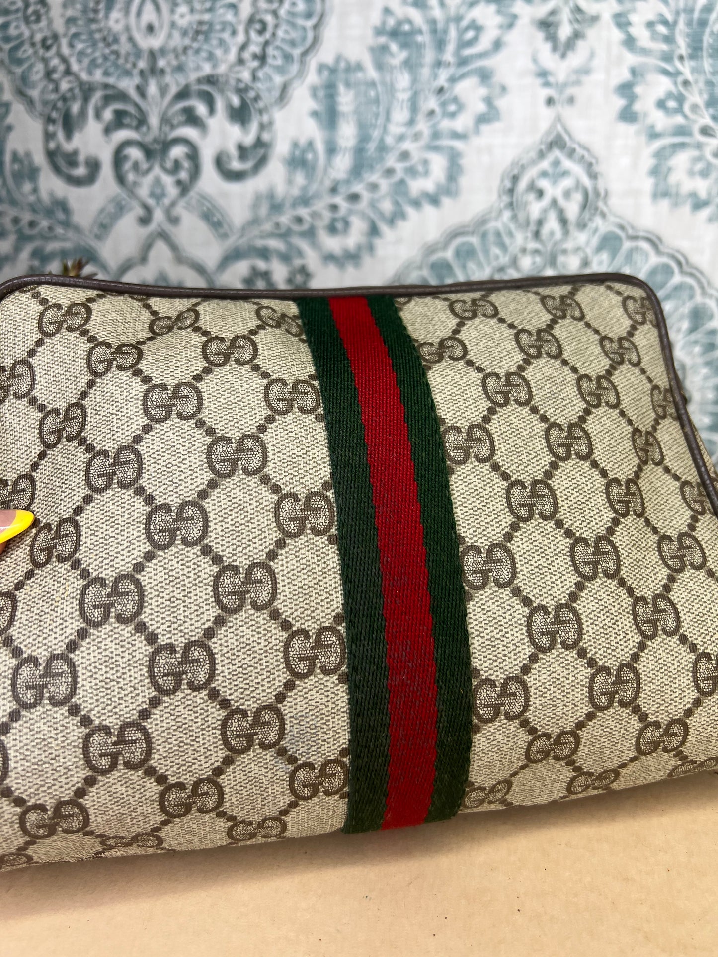 Gucci Supreme Brown Sherry Line Pouch