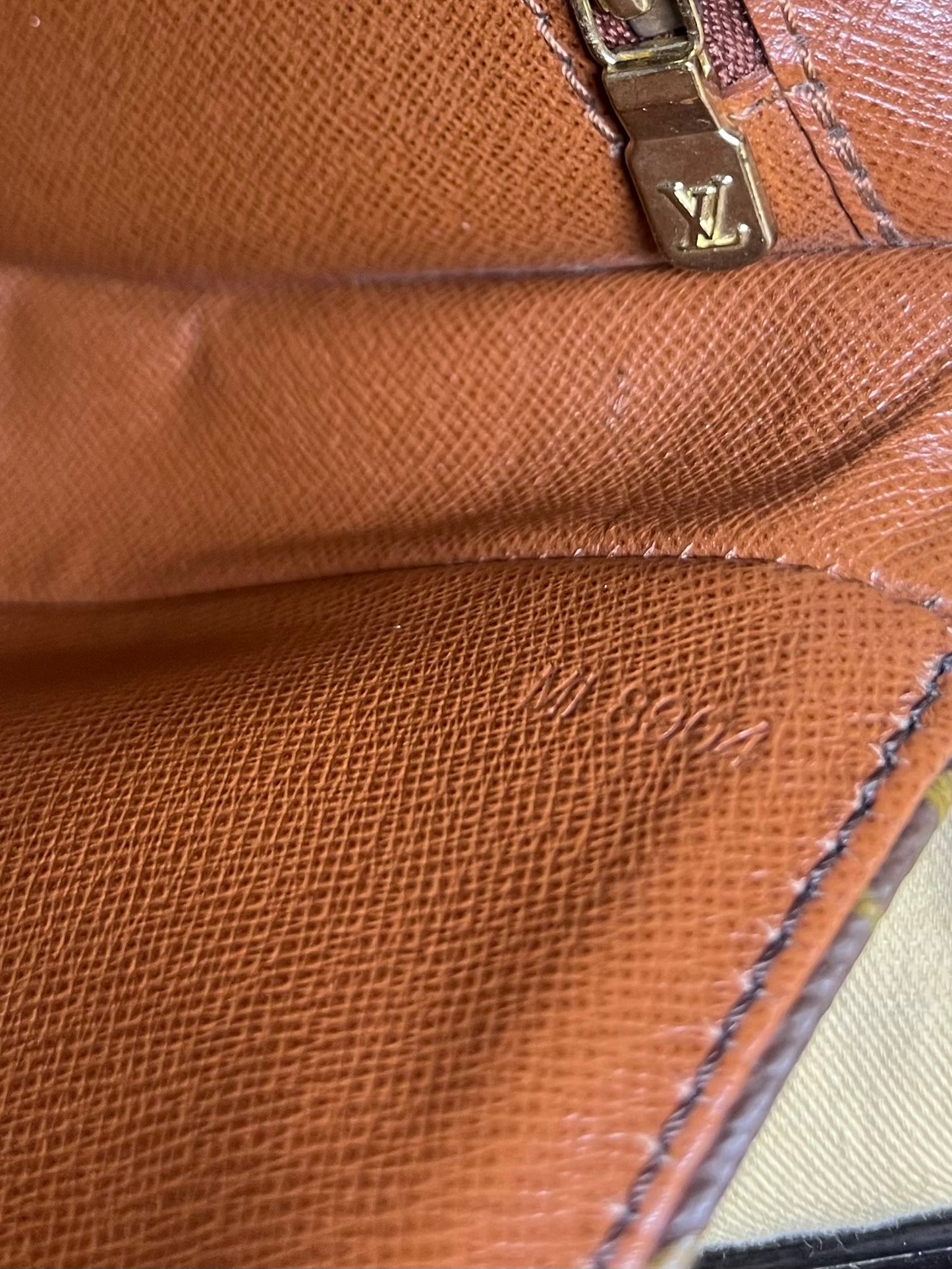 Louis Vuitton Chantilly PM