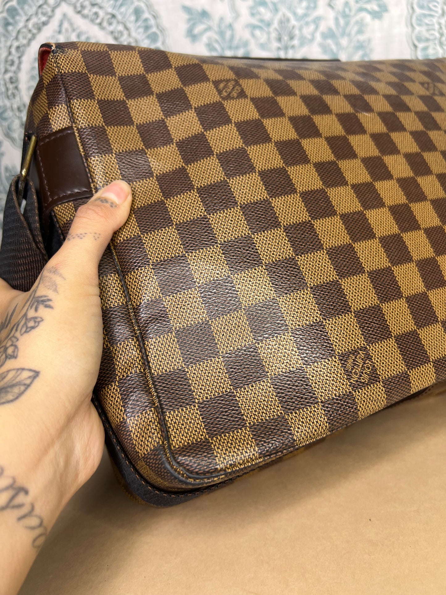 Louis Vuitton Broadway Messenger