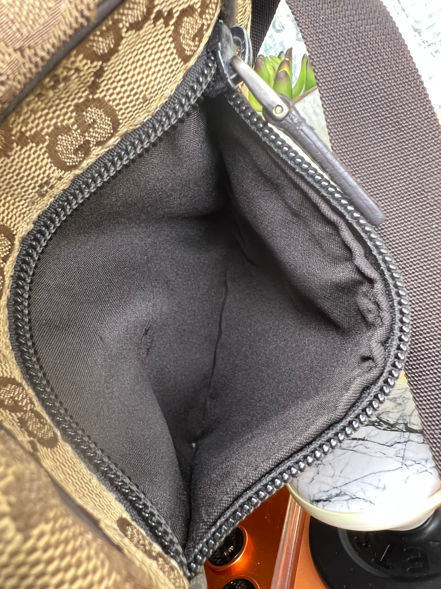 Gucci Mini Mesesenger Bag Crossbody