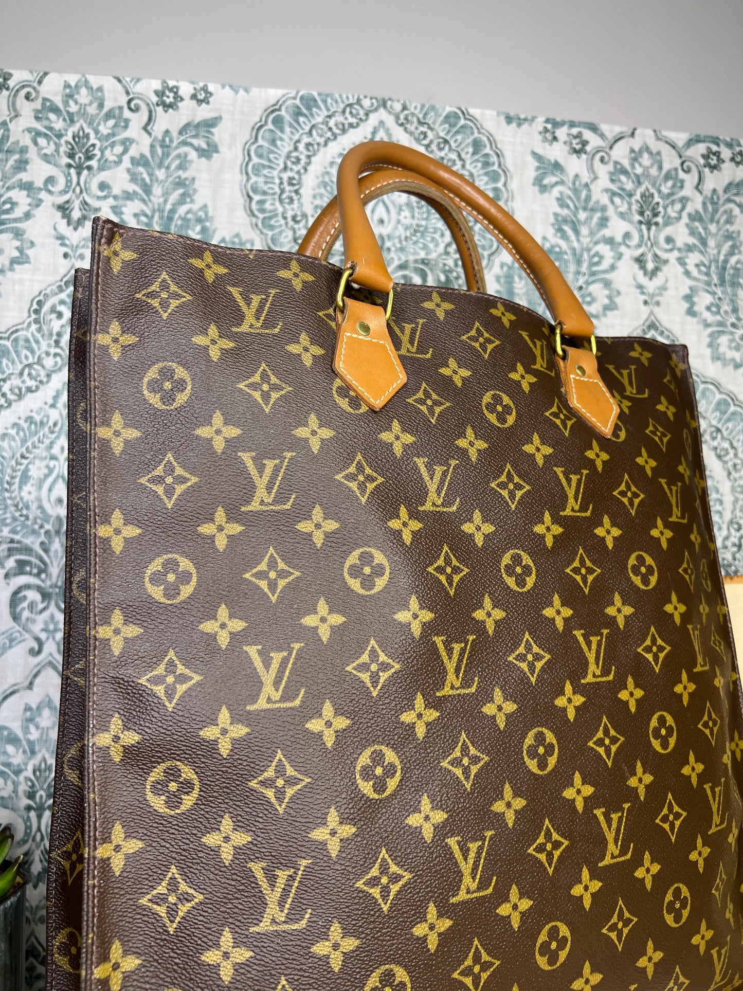 Louis Vuitton French Company Sac Plat
