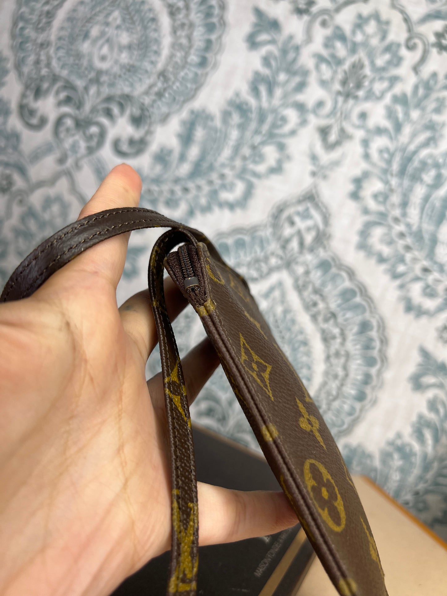 Louis Vuitton Pochette Secret