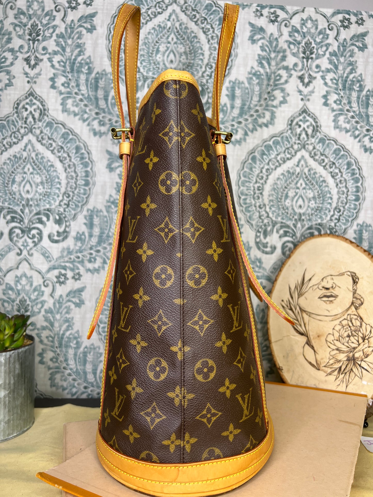 Louis Vuitton Bucket GM