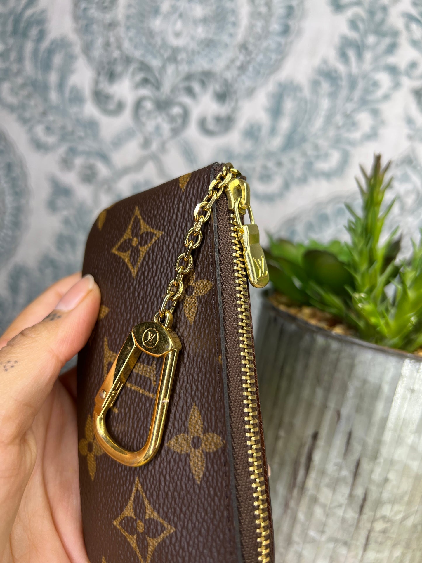 Louis Vuitton Monogram Key Cles