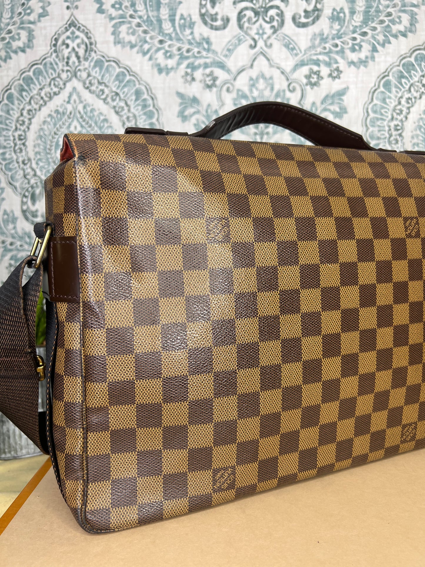 Louis Vuitton Broadway Messenger