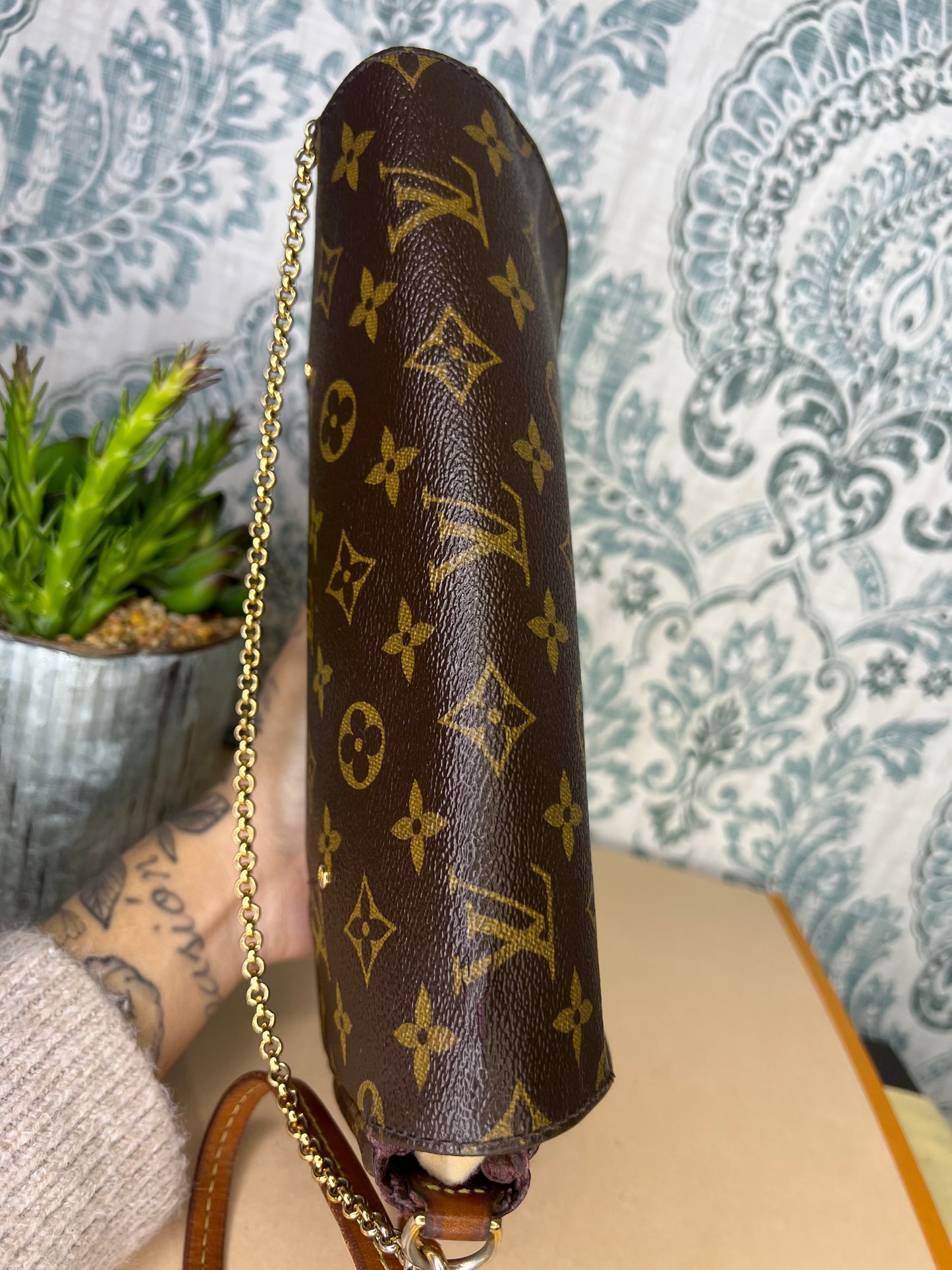 Louis Vuitton Favorite MM