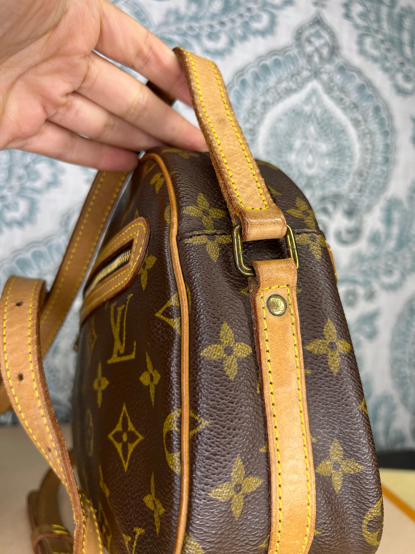 Louis Vuitton Senlis