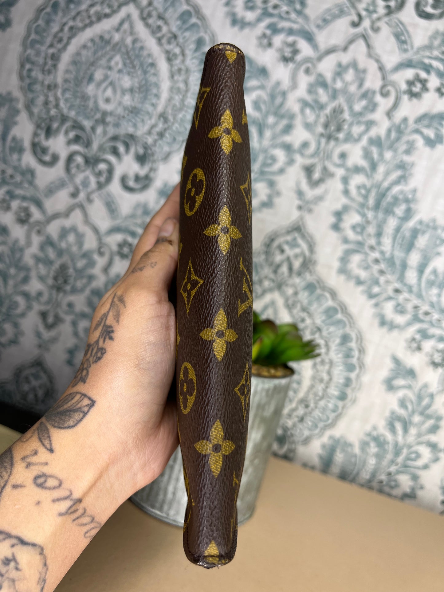 Louis Vuitton Bucket GM Pouch