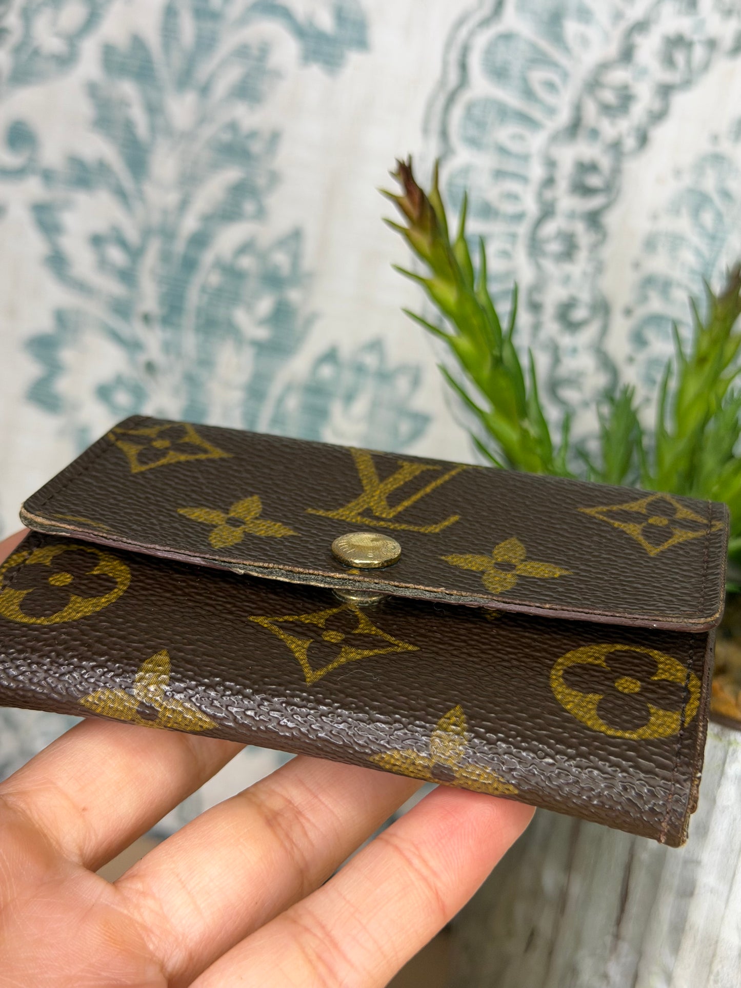 Louis Vuitton Porte Monnaie Plat Monogram Card Case #1