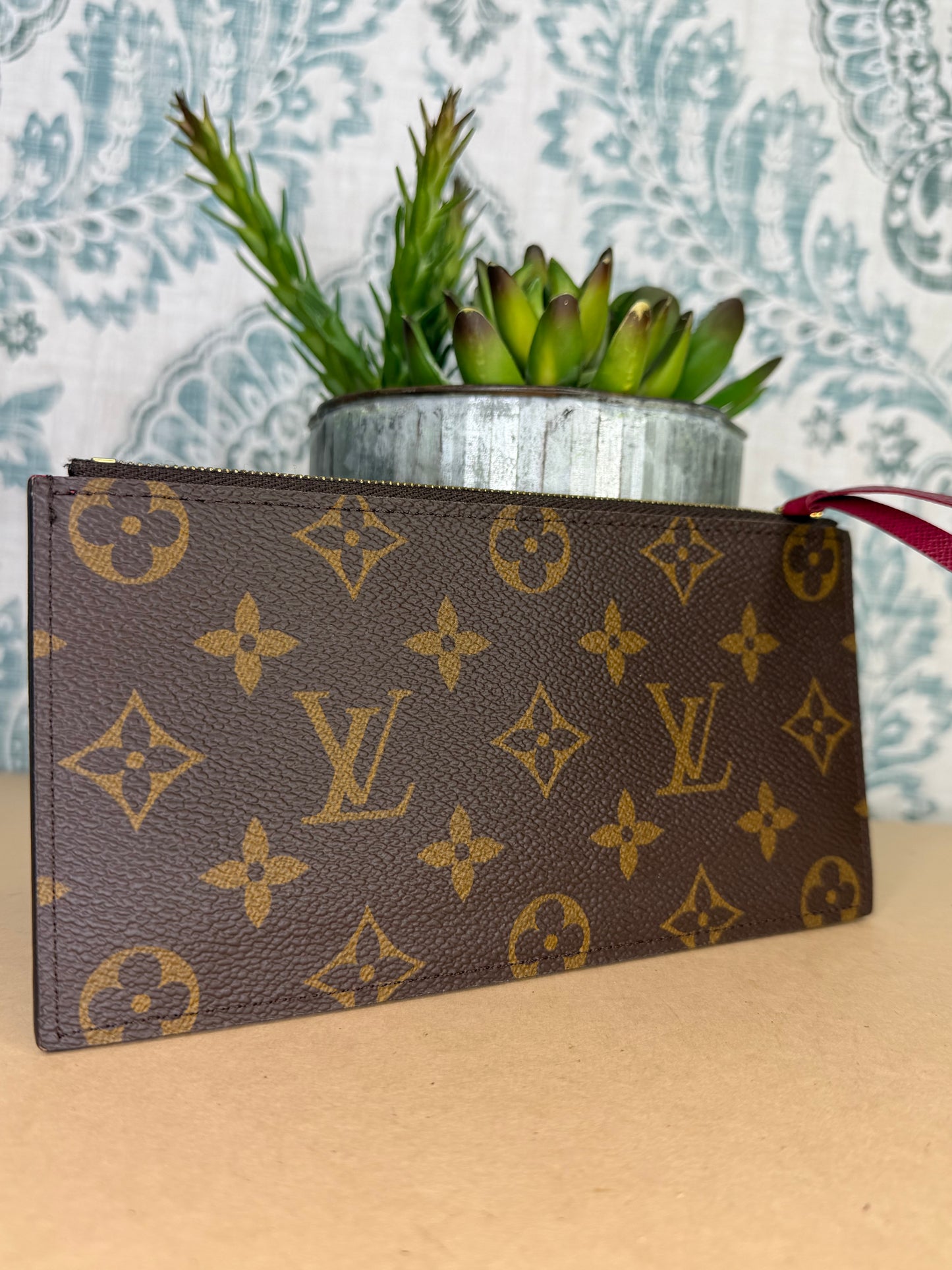 Louis Vuitton Felicie Zip Insert Fuschia