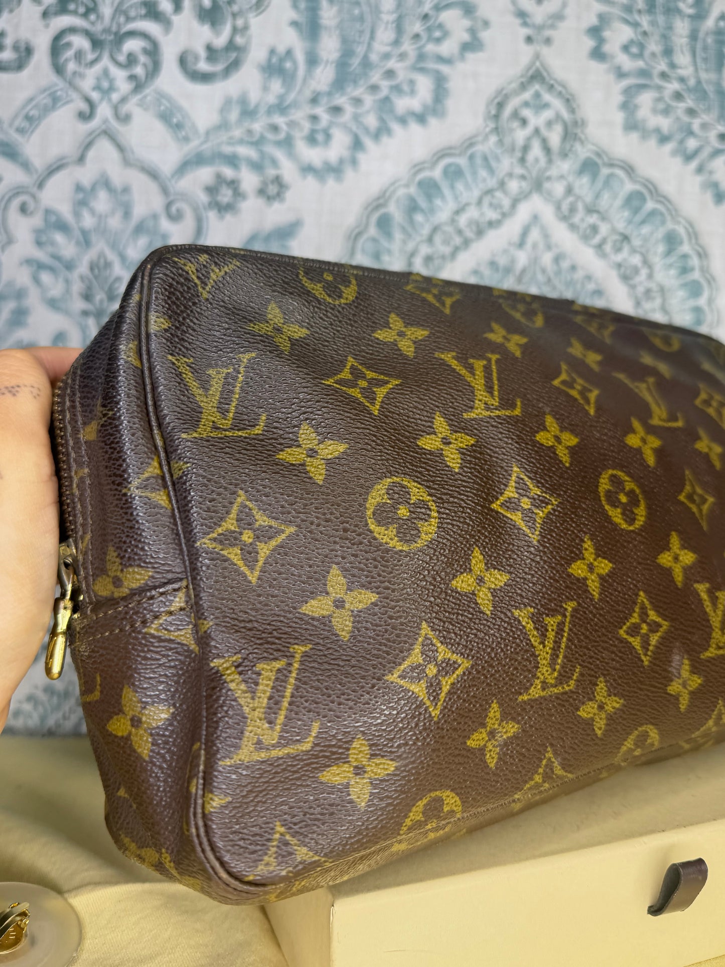 Louis Vuitton Trousse 28