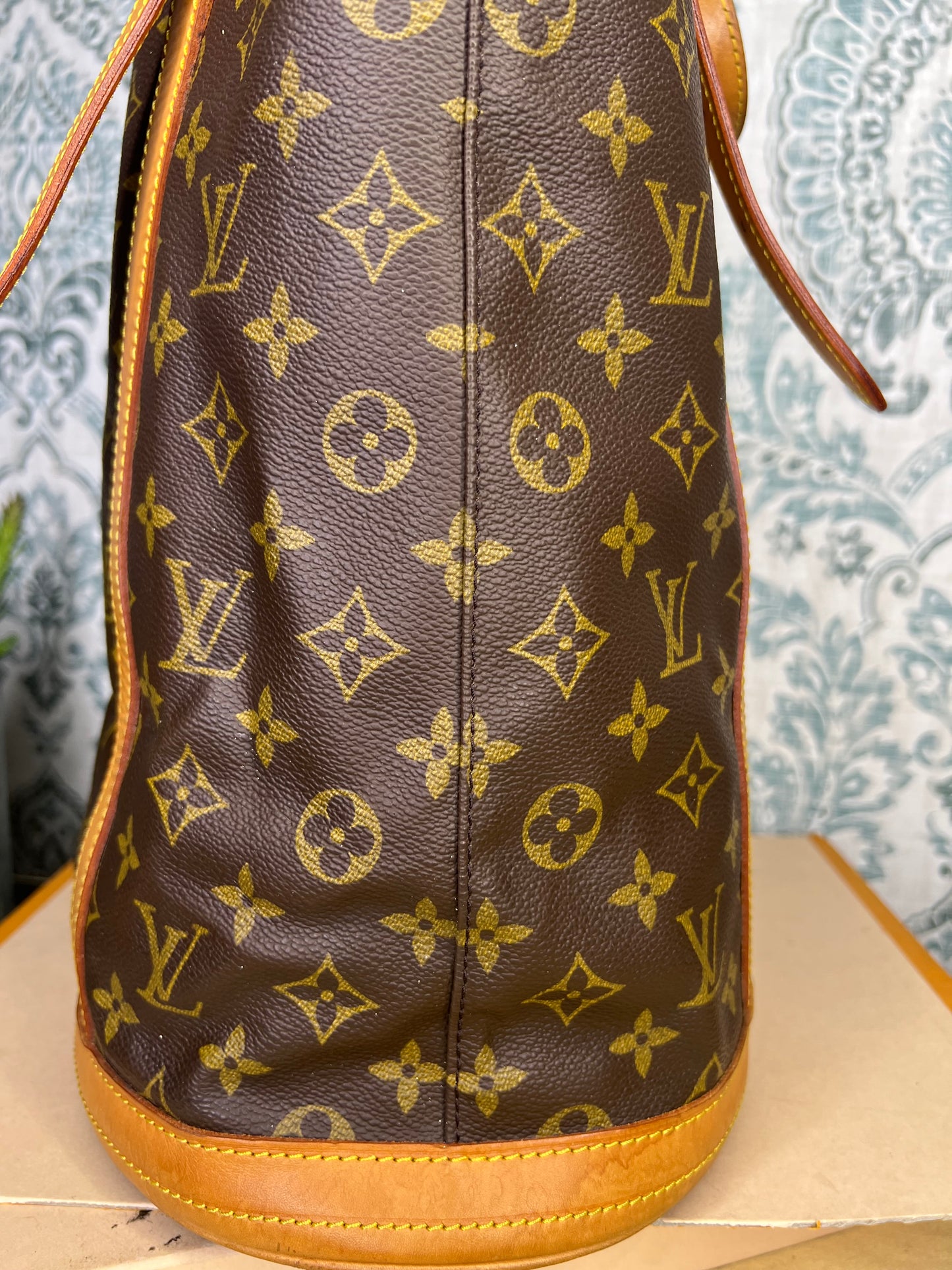 Louis Vuitton Bucket GM