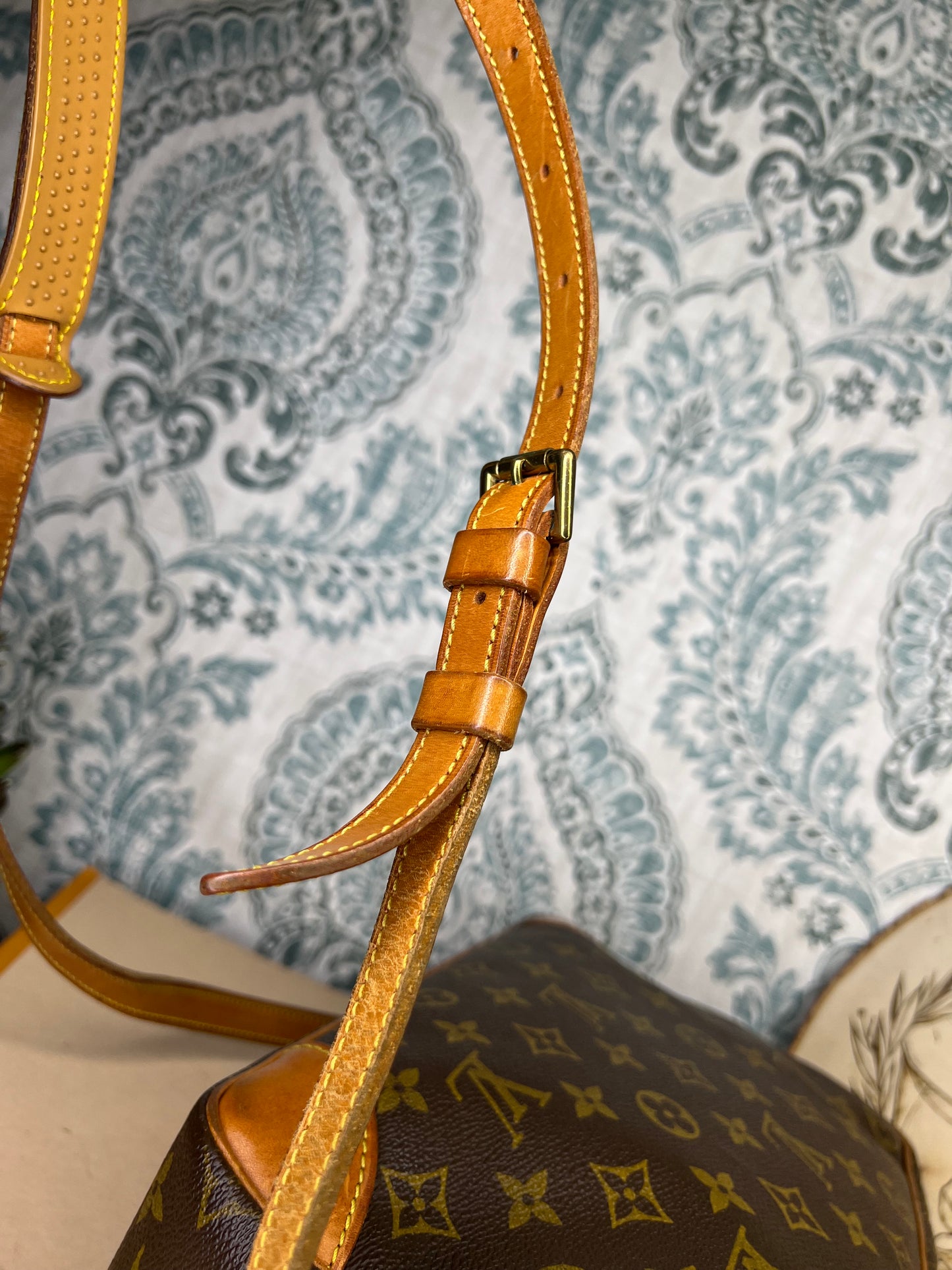 Louis Vuitton Trocadero 30