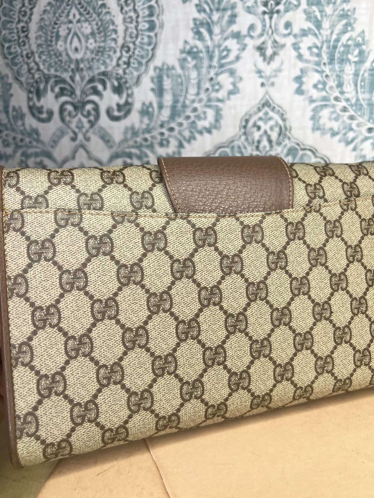 Gucci Supreme Vintage 2way Purse/Clutch