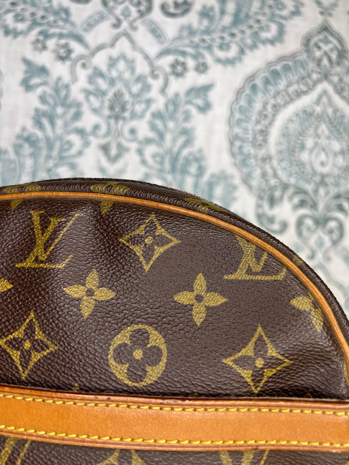 Louis Vuitton Senlis