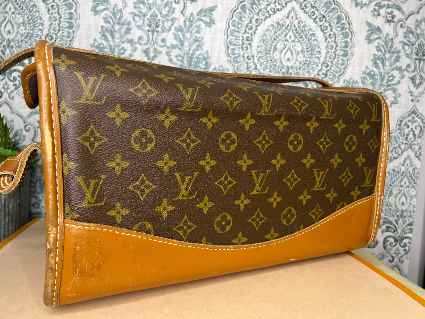 Louis Vuitton French Company Vintage Train Case / Cosmetic Case