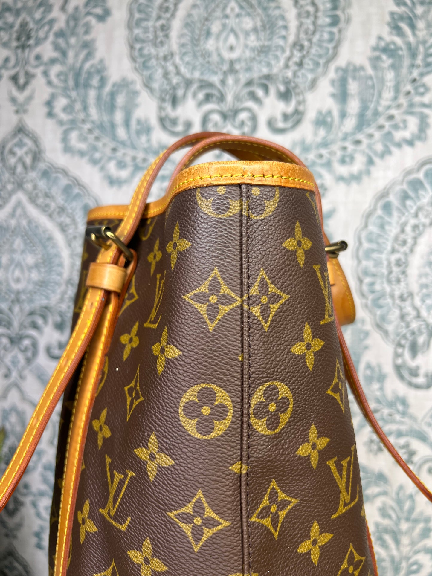 Louis Vuitton Bucket GM