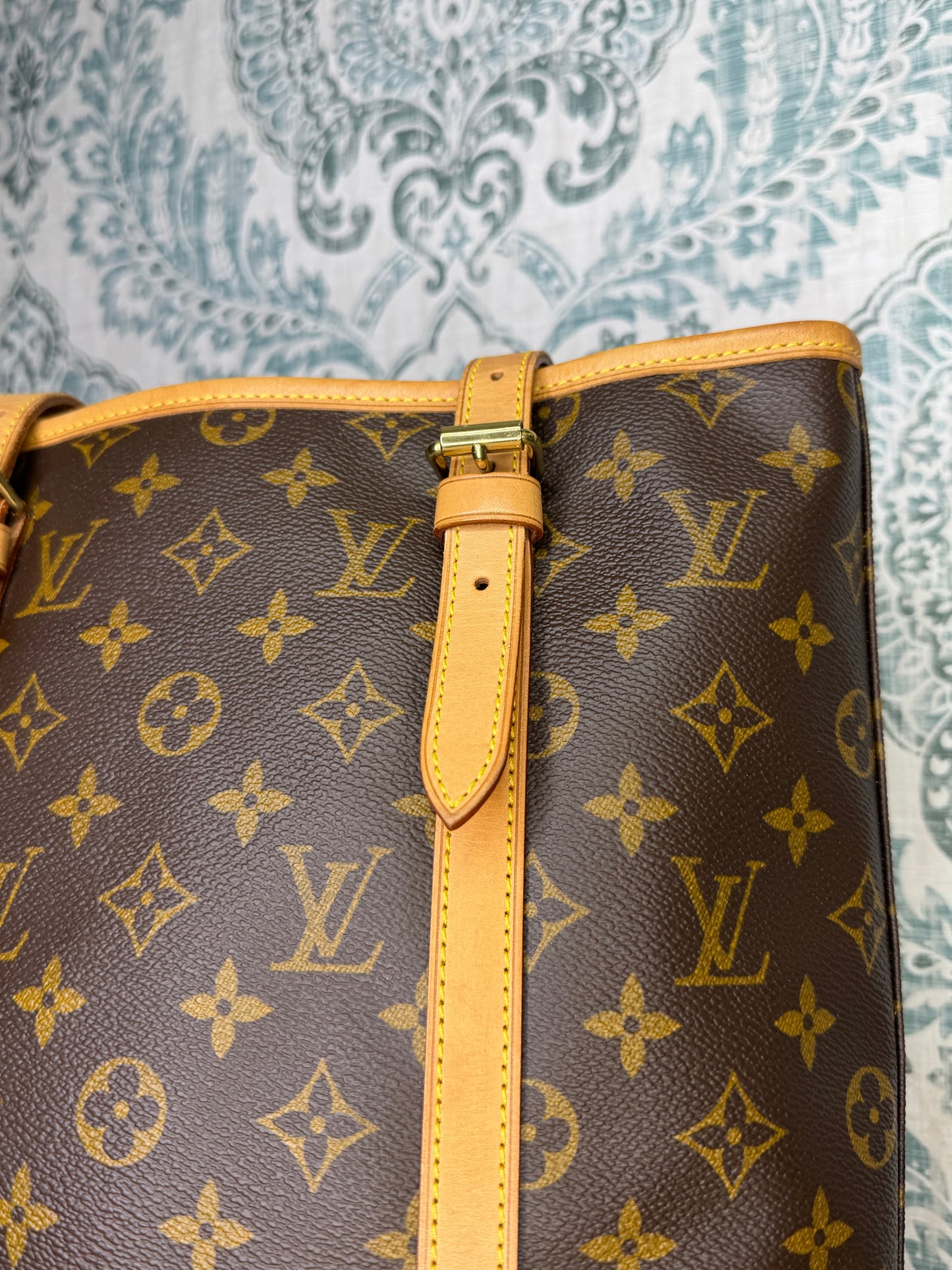 Louis Vuitton Bucket GM
