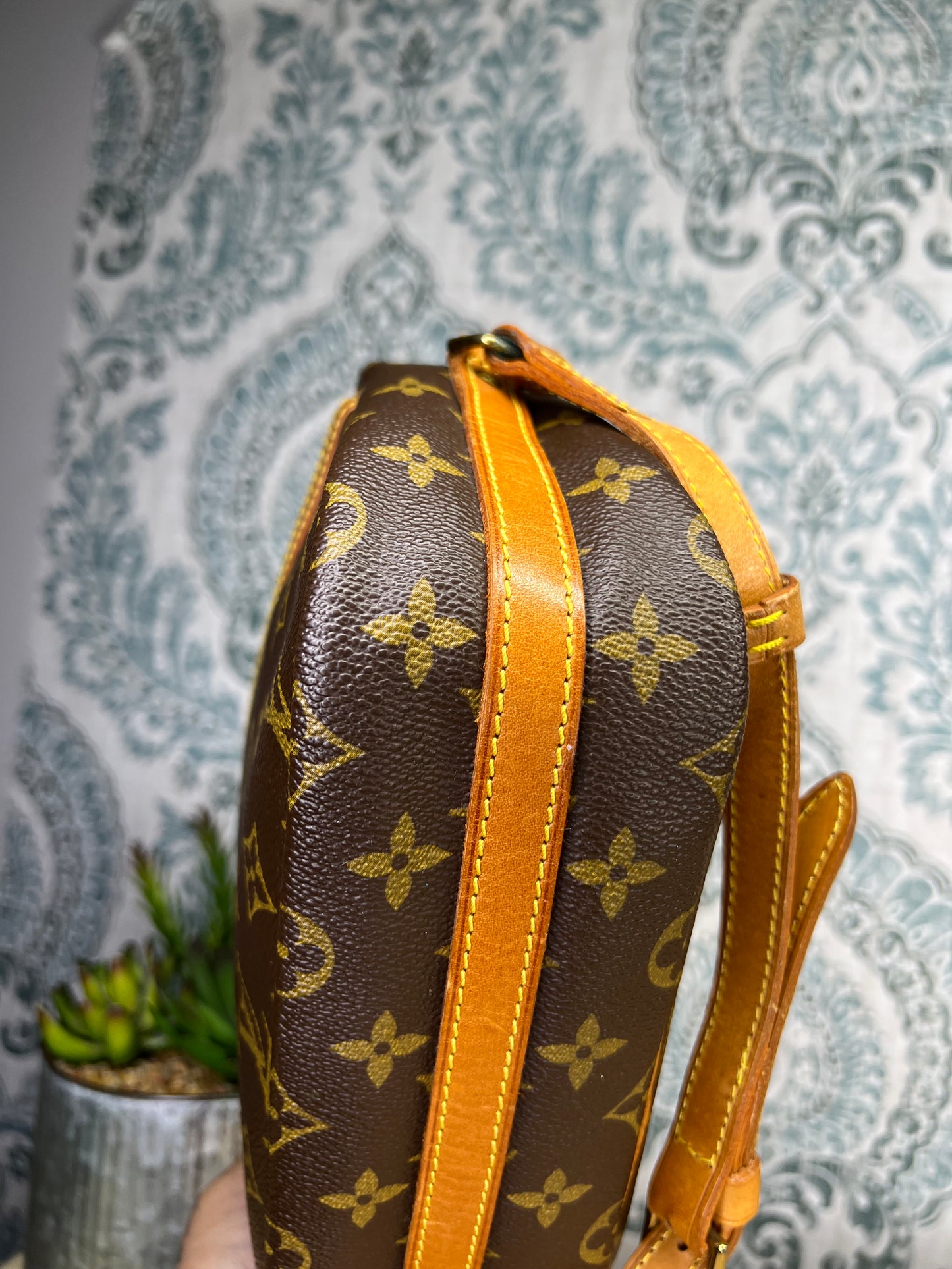 Louis Vuitton Senlis