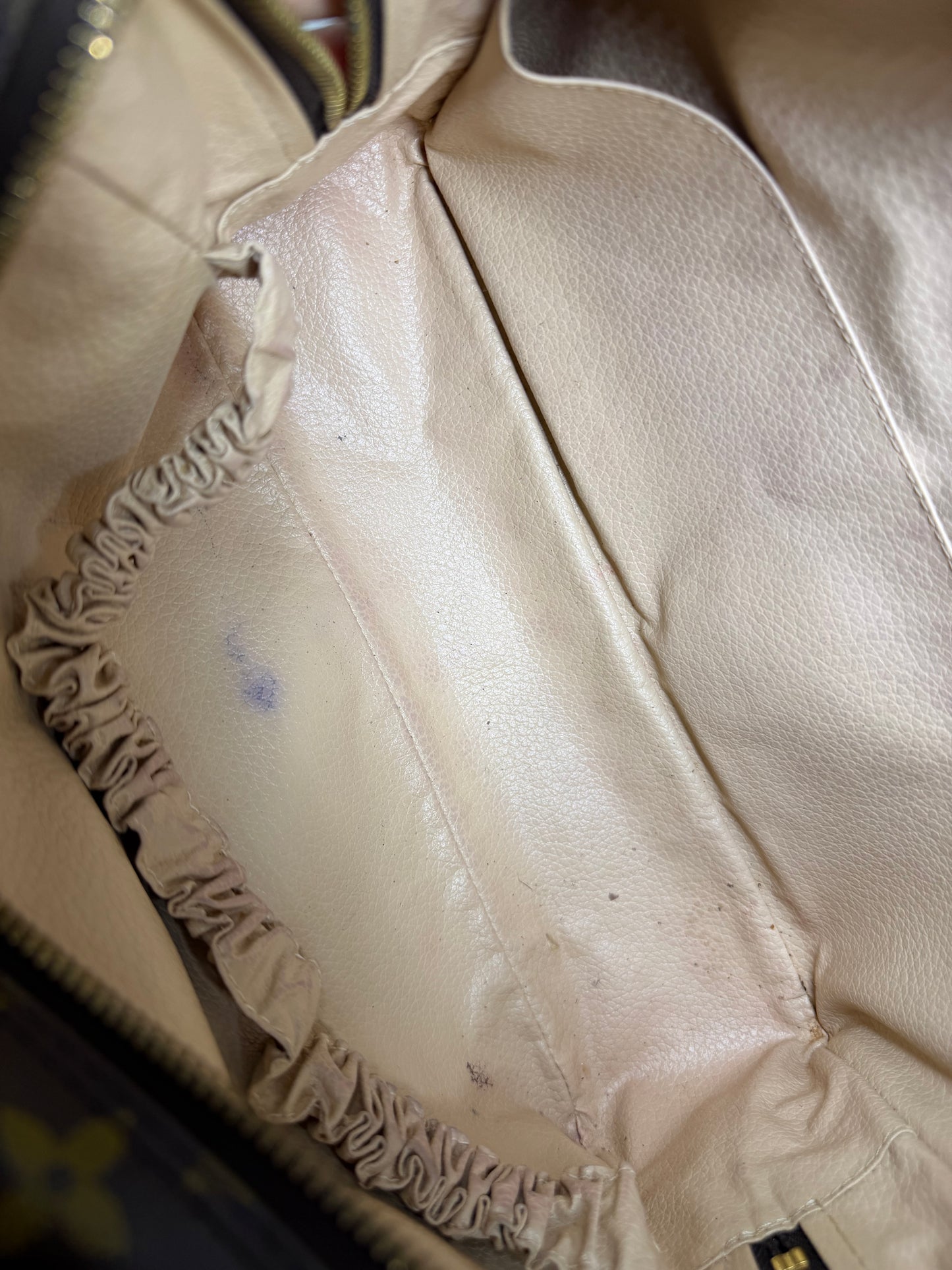 Louis Vuitton Trousse 28