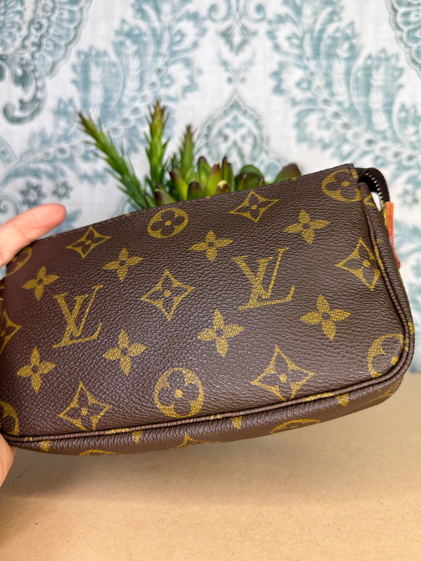 Louis Vuitton Monogram Bucket Pochette #4