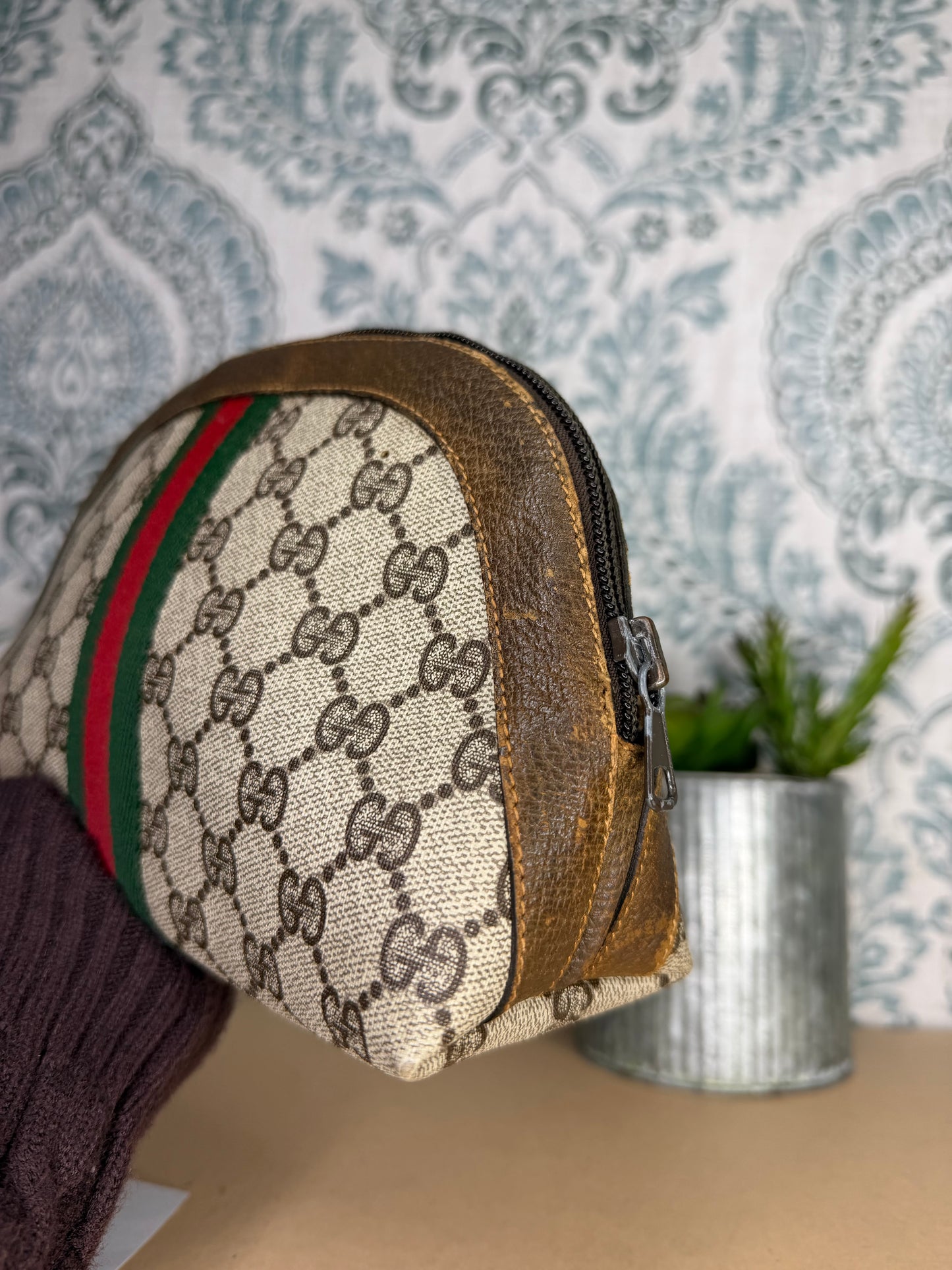 Gucci Supreme Sherry Line Cosmetic Pouch