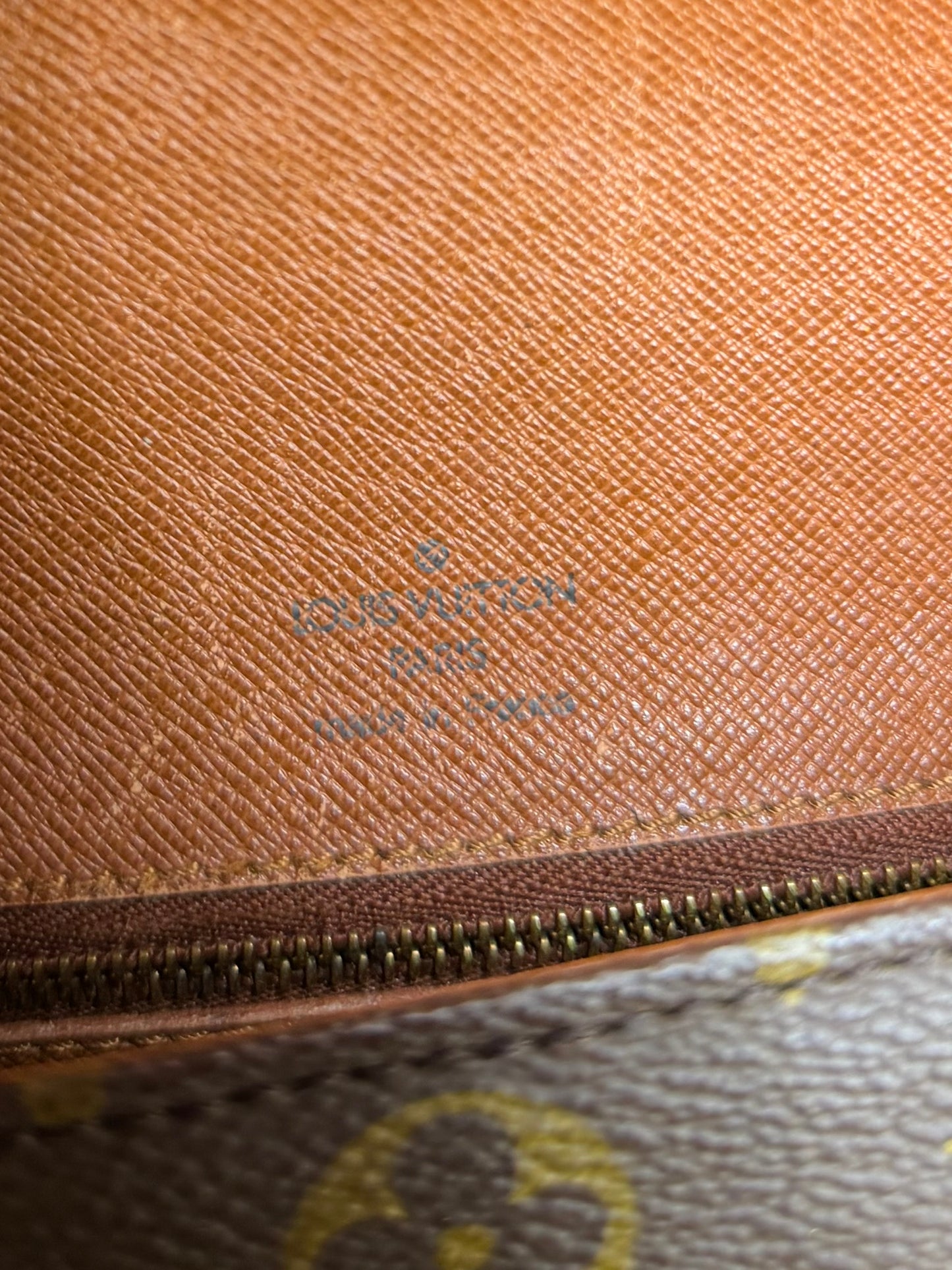 Louis Vuitton Saint Cloud MM