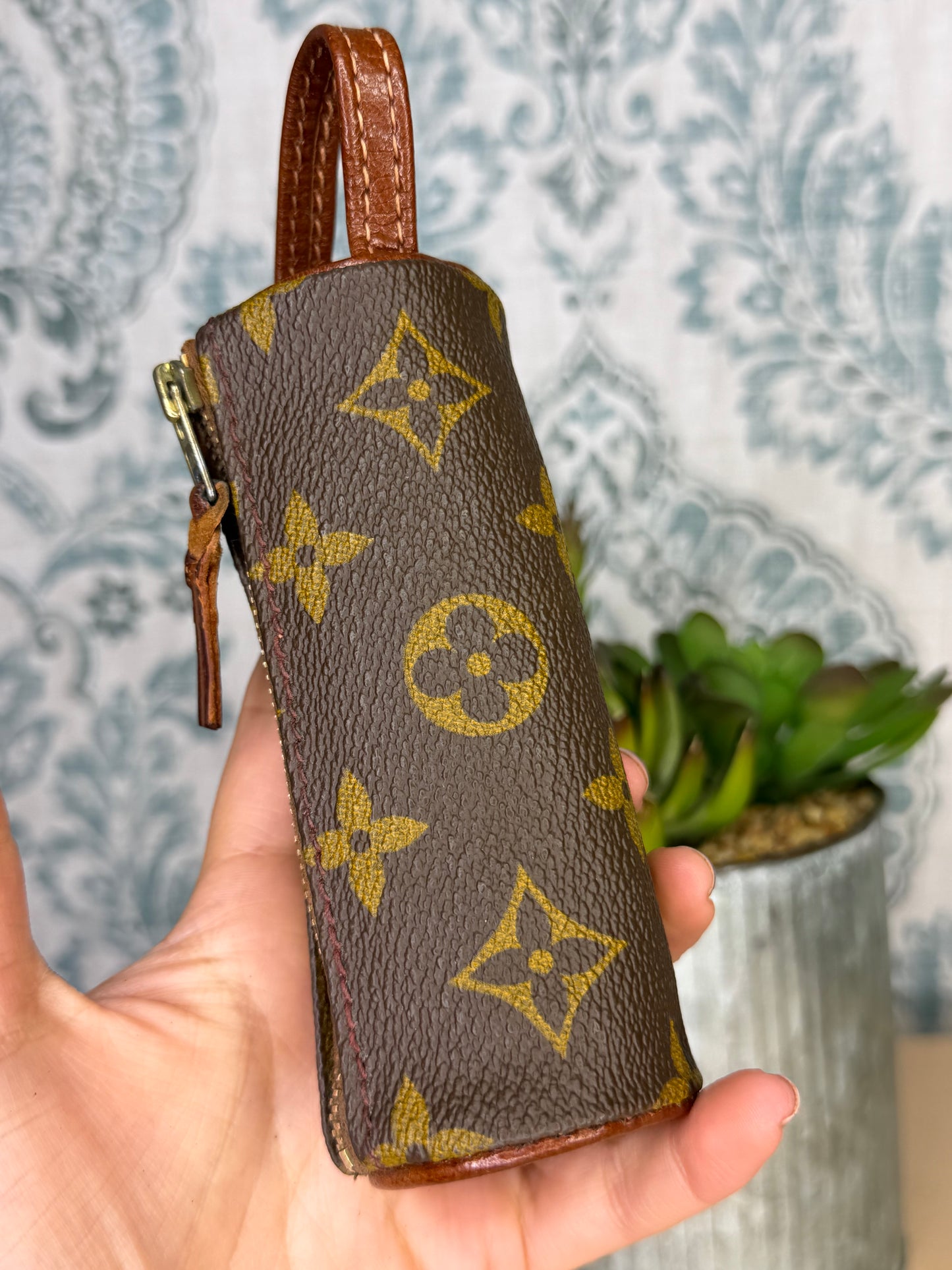 Louis Vuitton Etui 3 Balles De Golf Ball Pouch