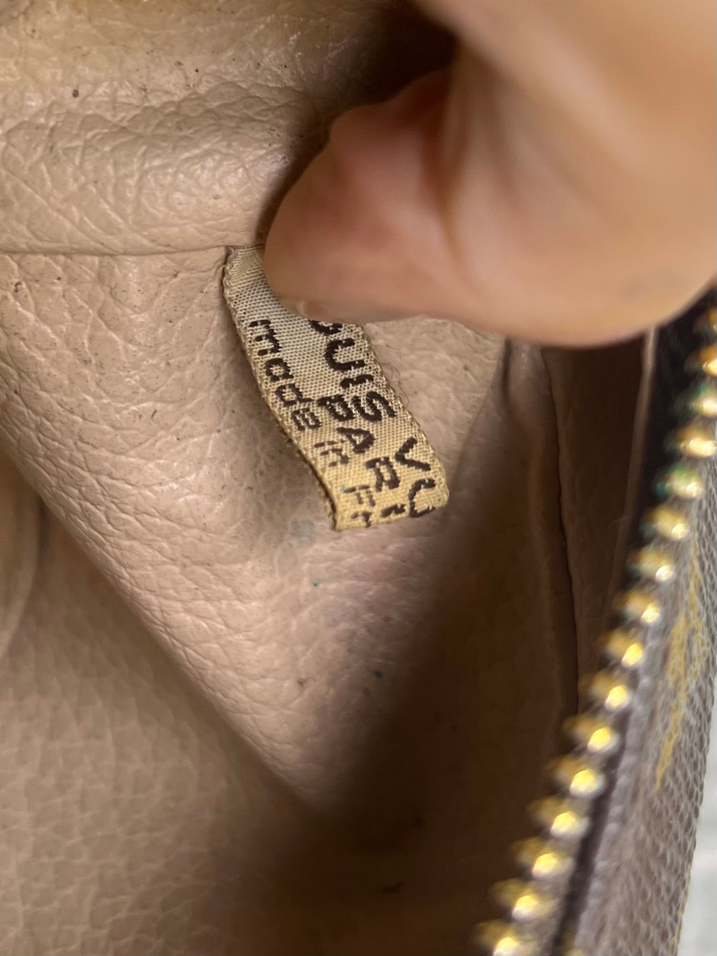 Louis Vuitton Trousse 28