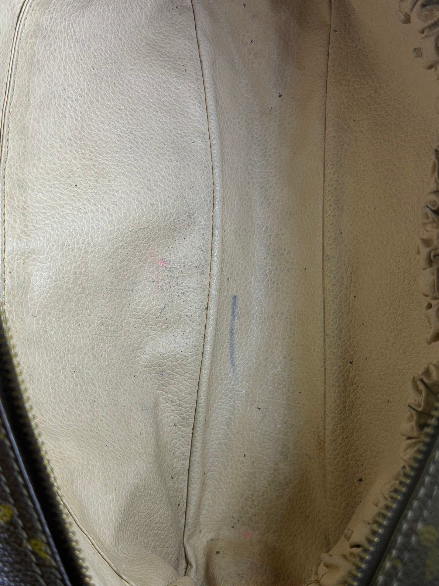 Louis Vuitton Trousse 28