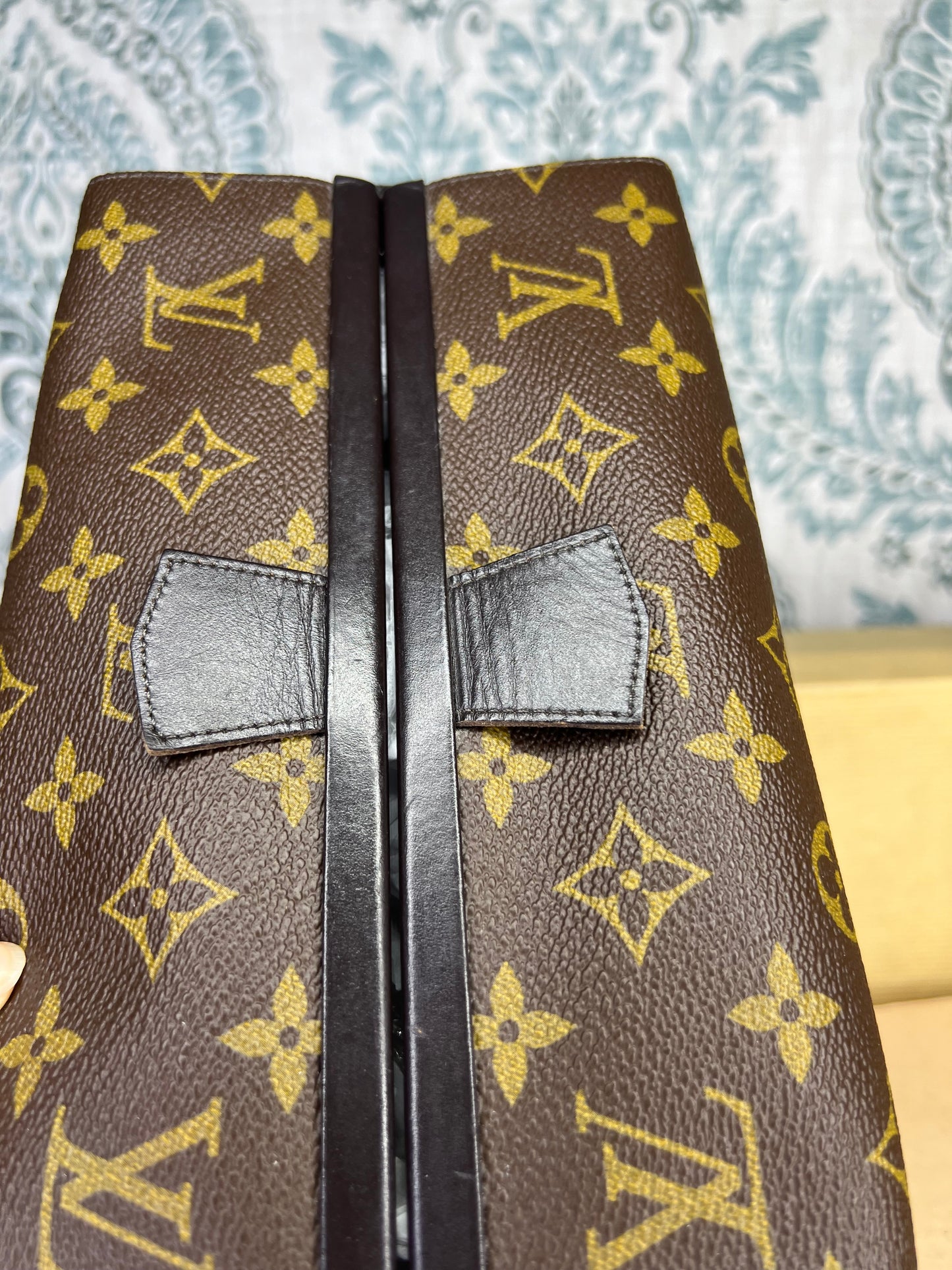Louis Vuitton Toiletry / Dopp Kit