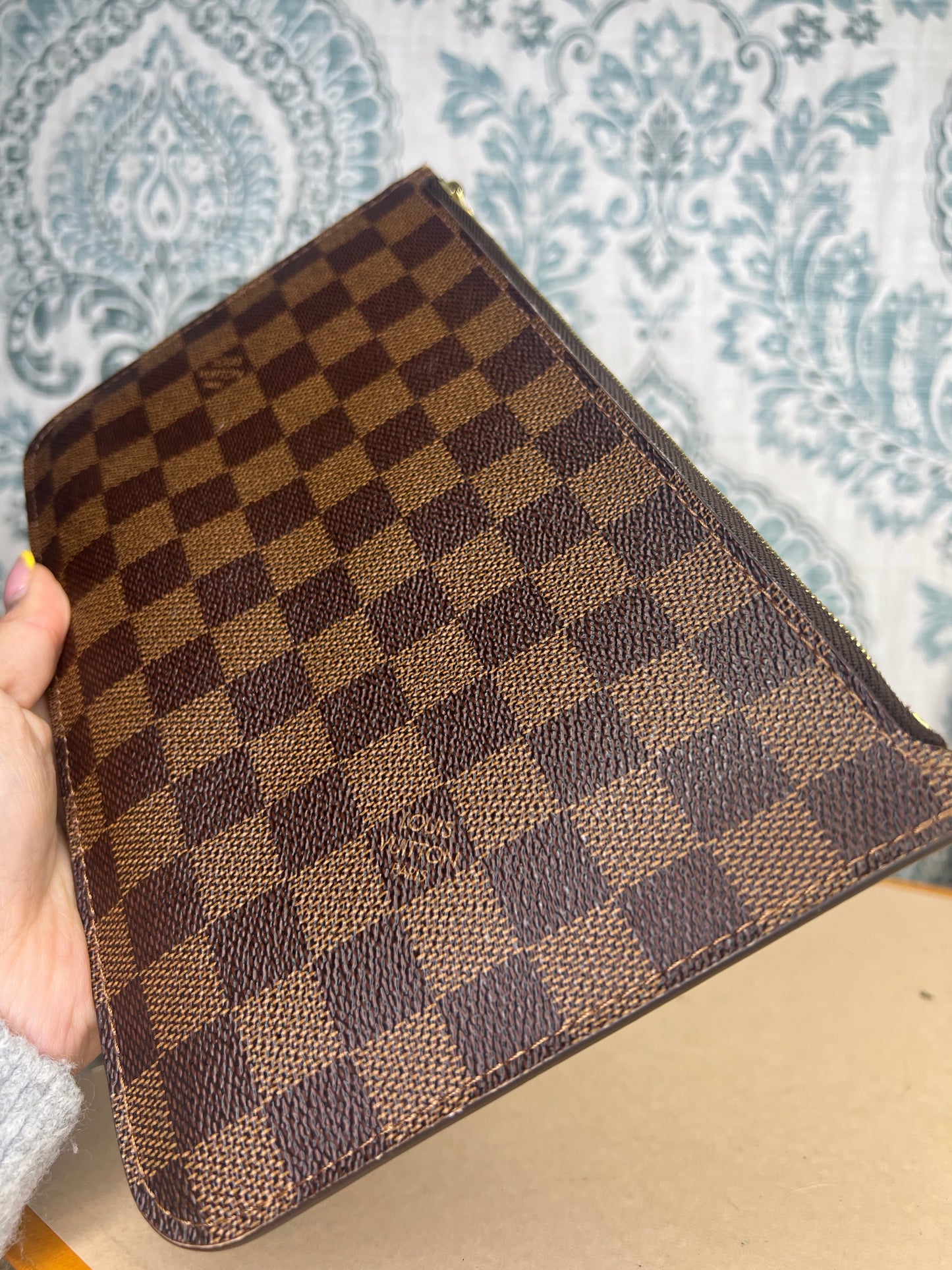 Louis Vuitton Damier Ebene Pochette