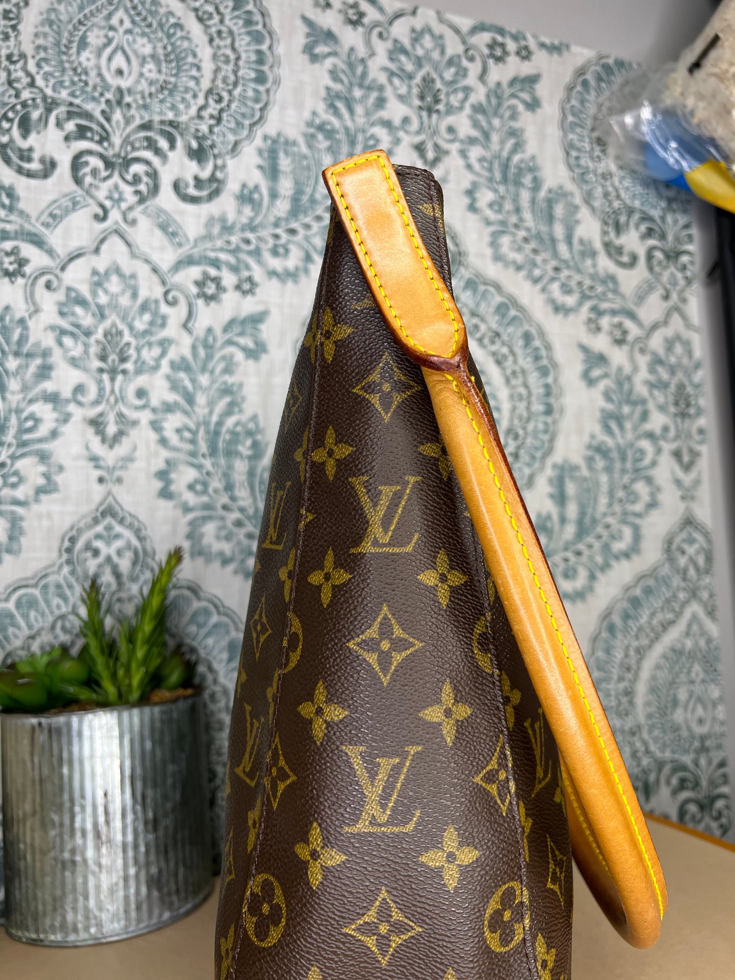 Louis Vuitton Looping GM