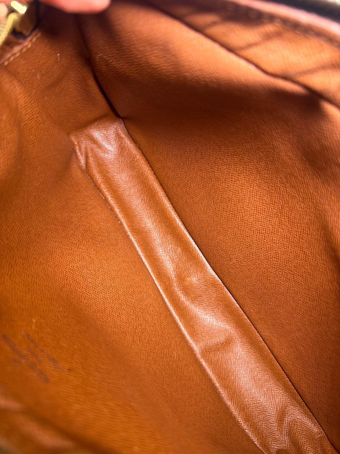Louis Vuitton Saint Germain 27