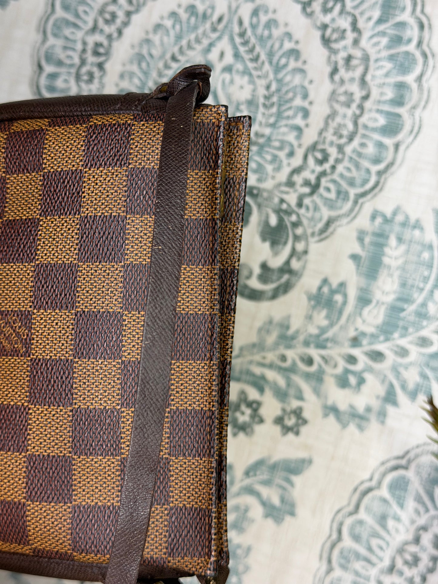 Louis Vuitton Damier Ebene Trousse Pochette