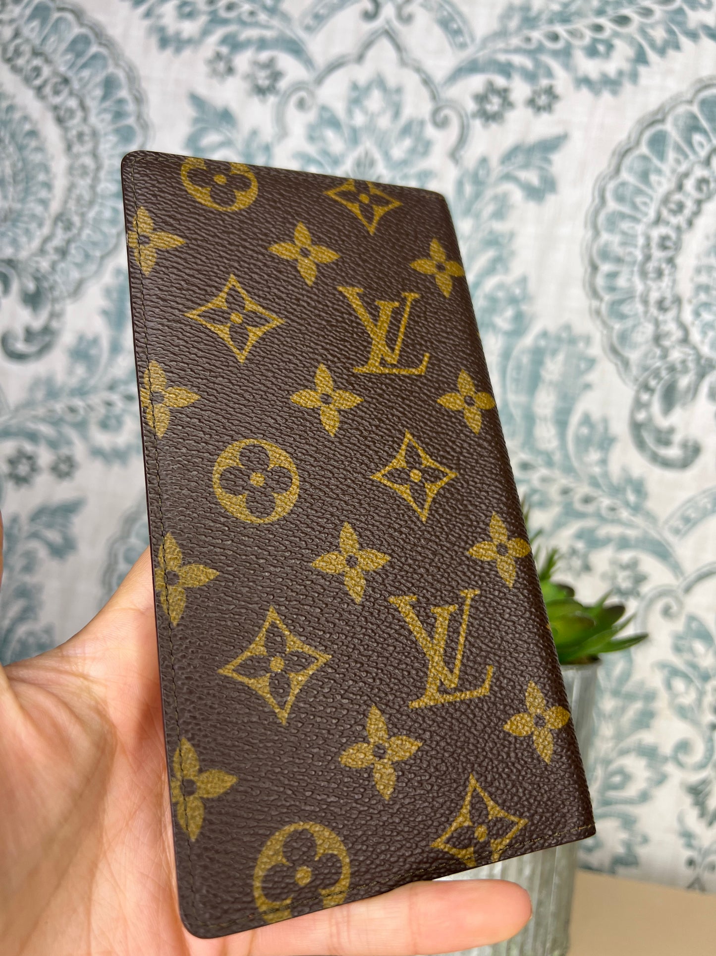 Louis Vuitton Monogram Checkbook Wallet/Cover