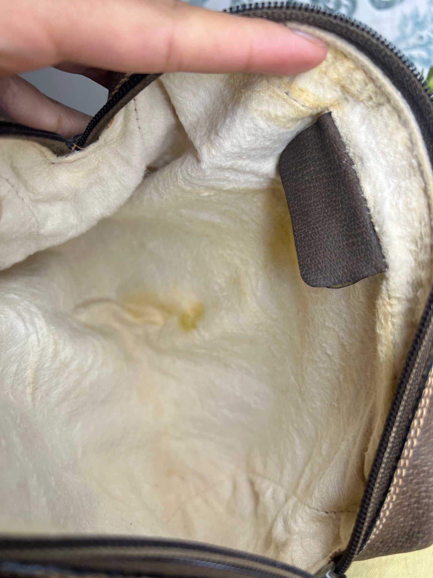 Gucci Supreme Brown Sherry Line Pouch