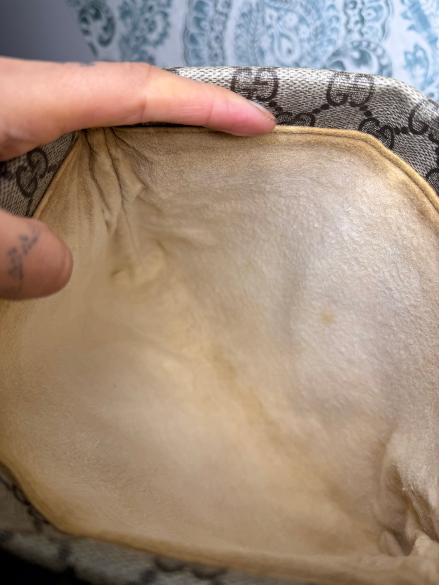 Gucci Supreme Brown Vintage Clutch