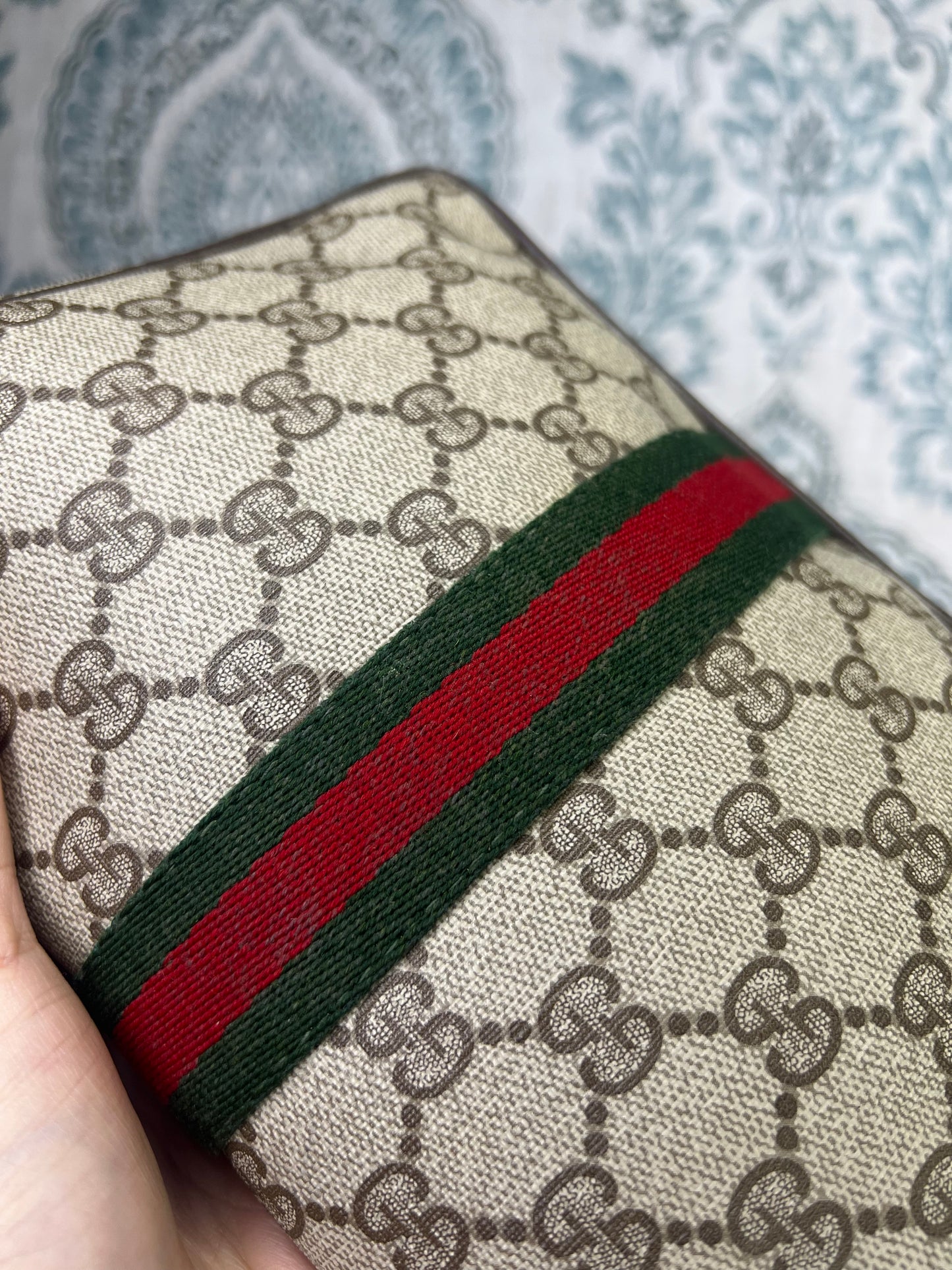 Gucci Supreme Brown Sherry Line Pouch