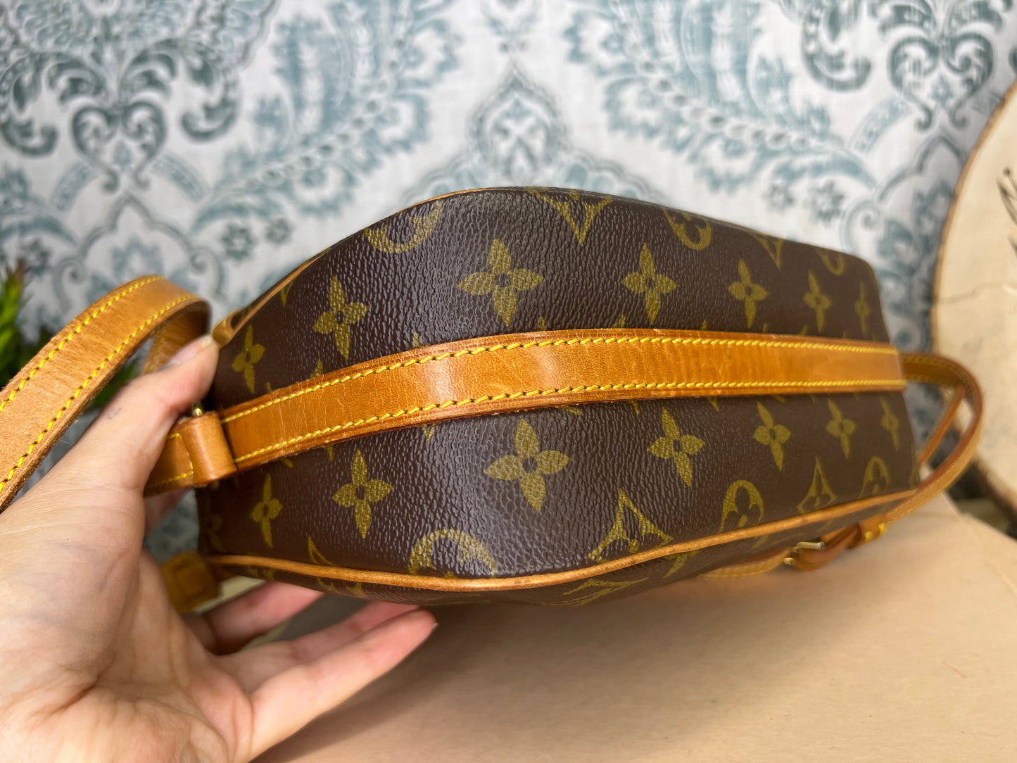 Louis Vuitton Senlis